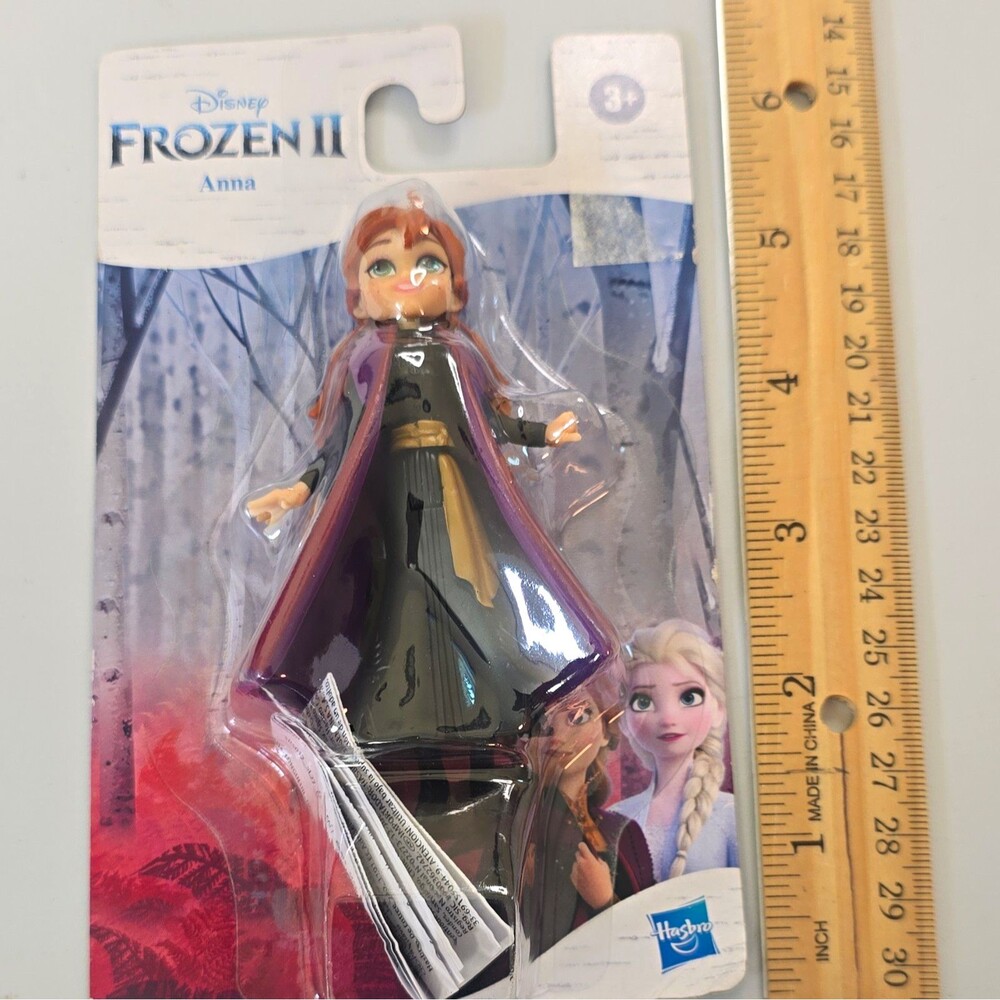 (B11) Hasbro Disney Frozen II Anna Action Figure Boxed Plastic Multicolor 3+